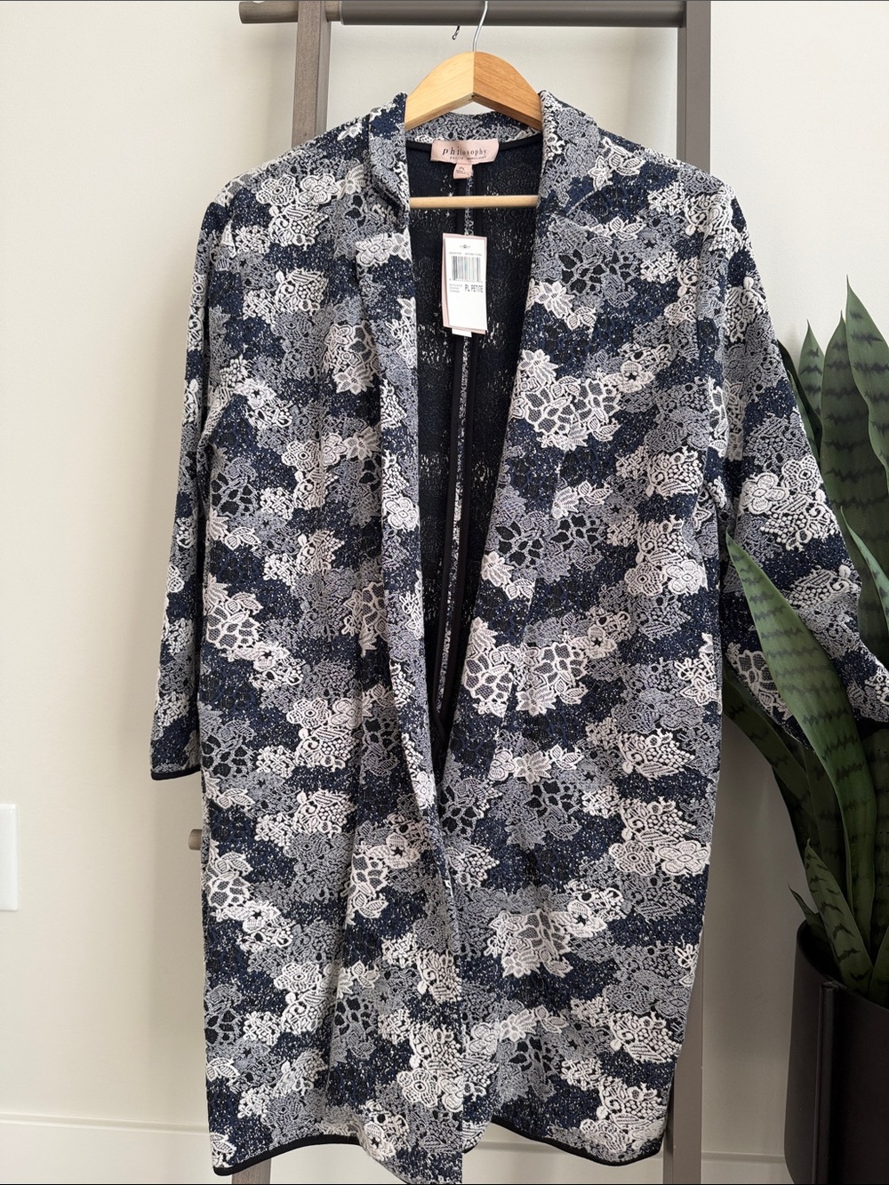 Philosophy Open-Front Floral Lace Patterned Coatigan - Navy & White